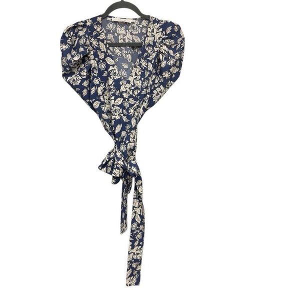 ASTR The Label periwinkle floral puff sleeve wrap long sleeve blouse size small - Picture 3 of 6